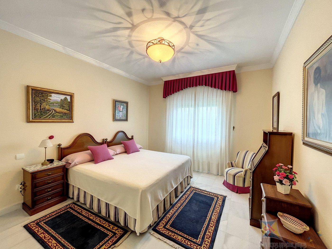 For sale of villa in San Pedro de Alcántara