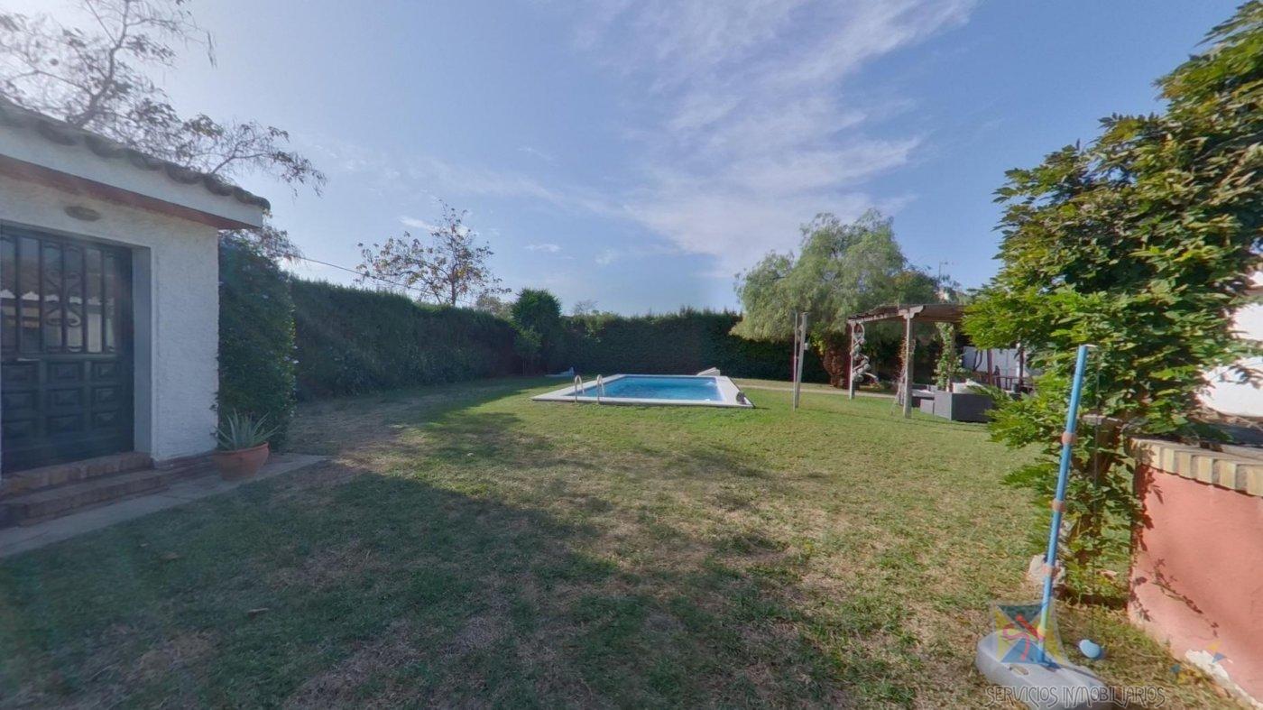For sale of chalet in Palomares del Rio
