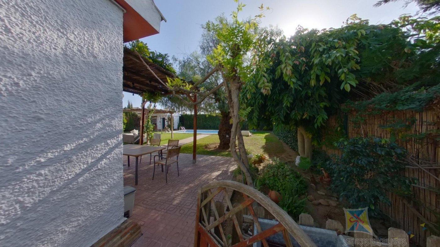 For sale of chalet in Palomares del Rio