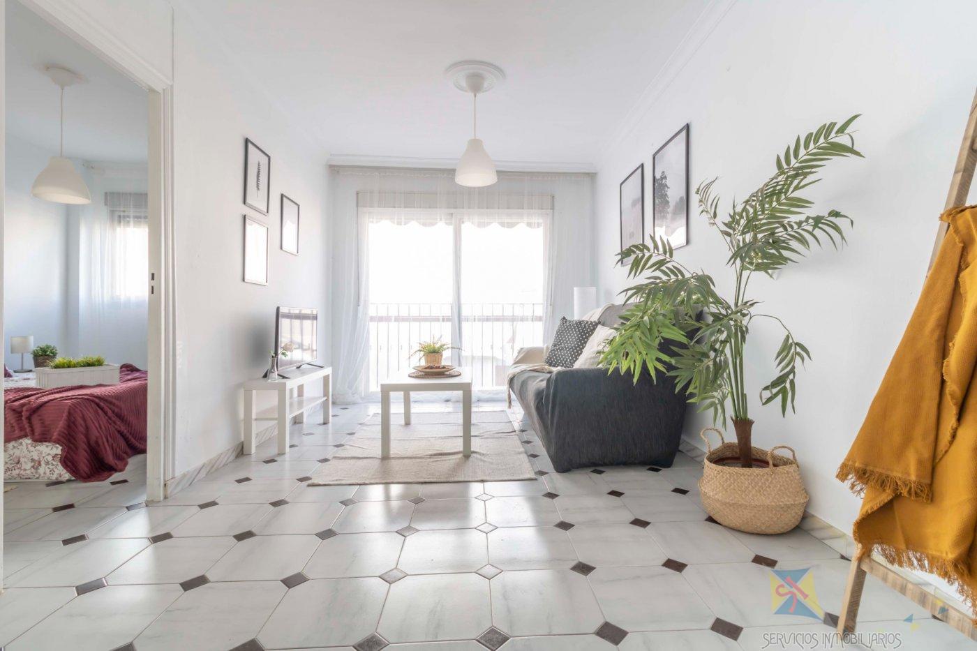 For sale of flat in Sevilla