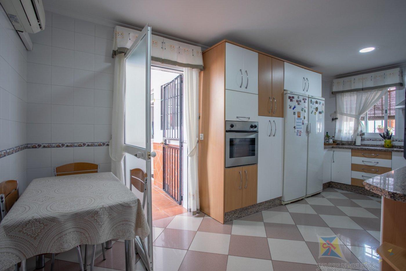 For sale of house in Montequinto