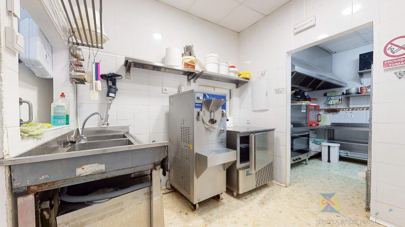 For rent of commercial in La Cala del Moral