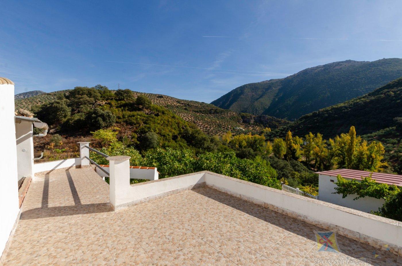 For sale of house in Fuensanta de Martos