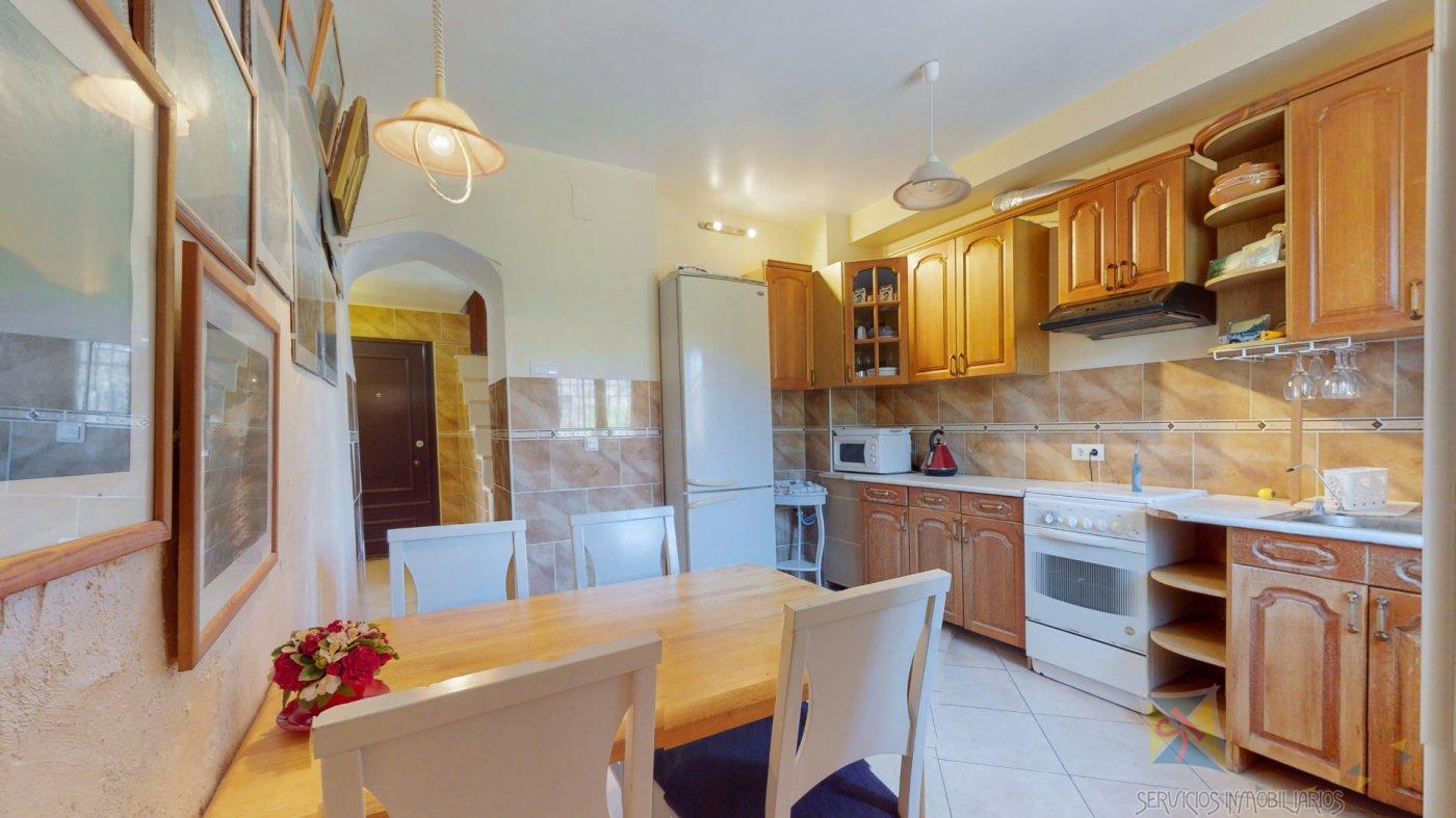 For sale of house in Fuensanta de Martos