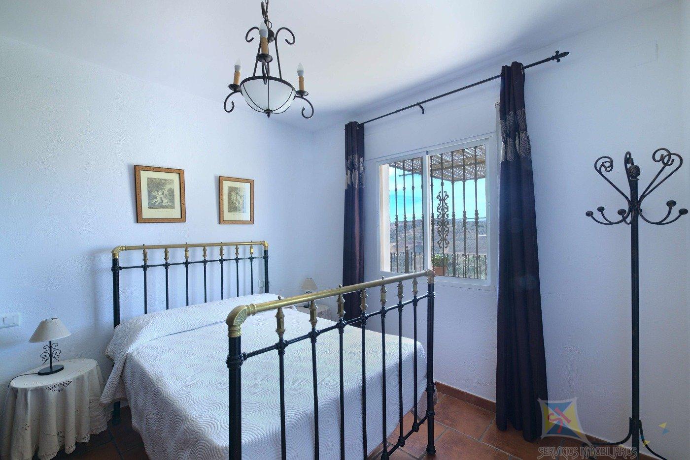 Venta de casa en Periana