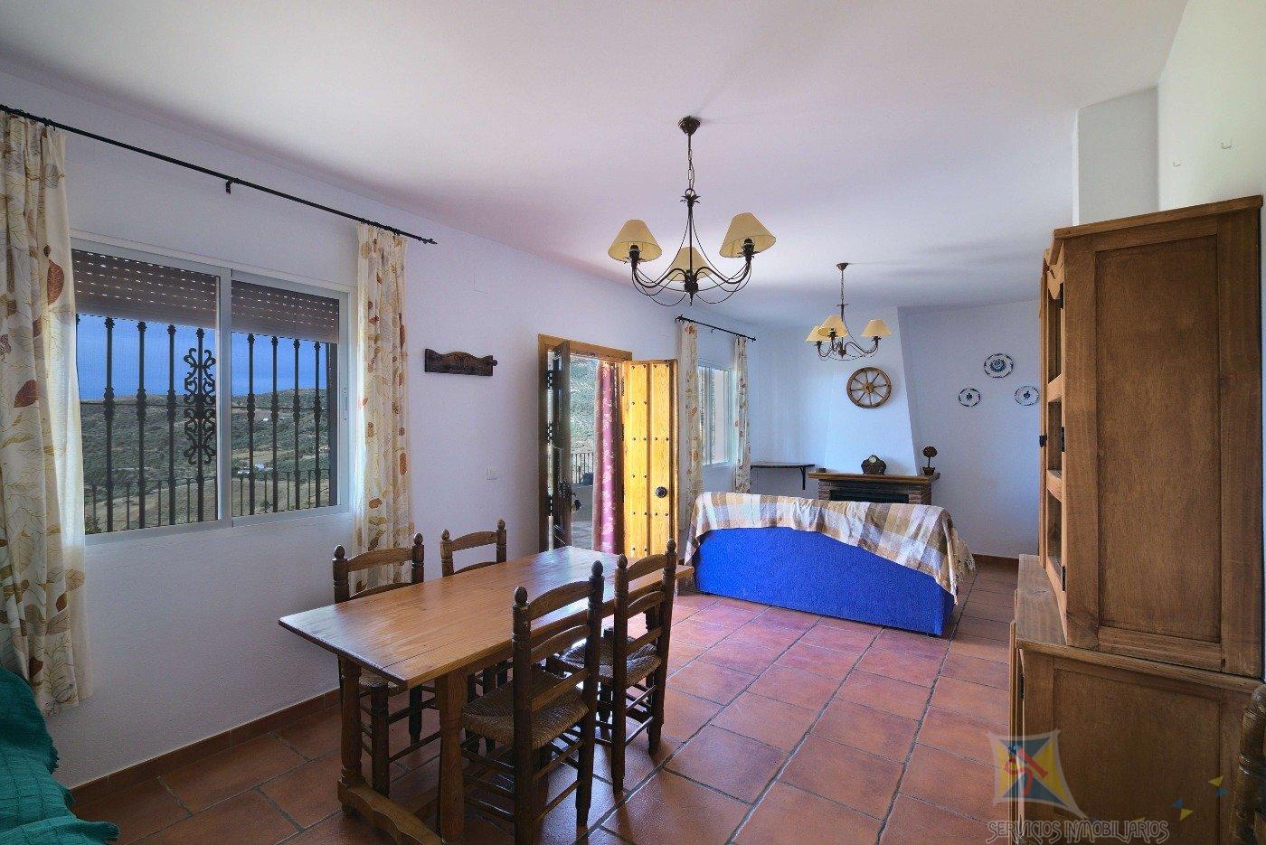 Venta de casa en Periana