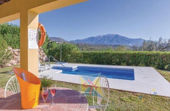For sale of hotel in Periana