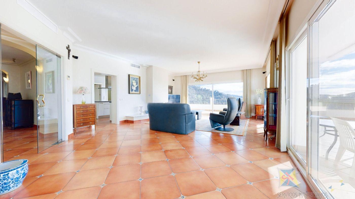 For sale of chalet in Ojén