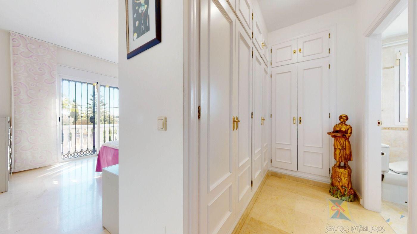 For sale of villa in Mijas
