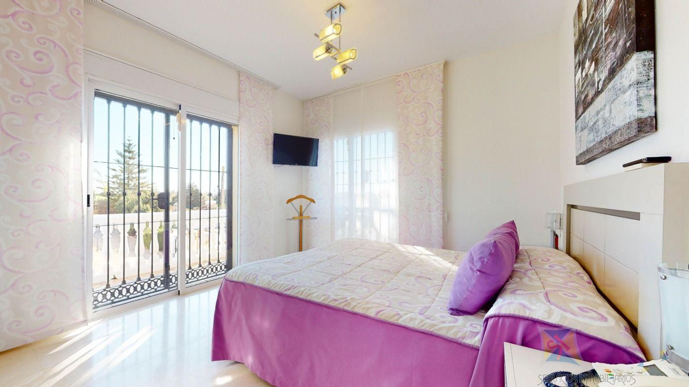 For sale of villa in Mijas
