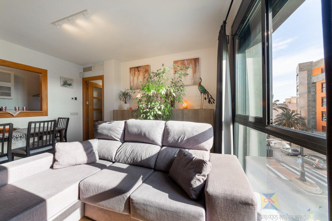 For sale of flat in Vícar