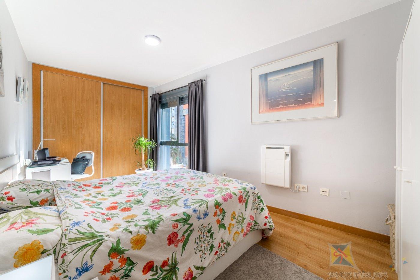 For sale of flat in Vícar