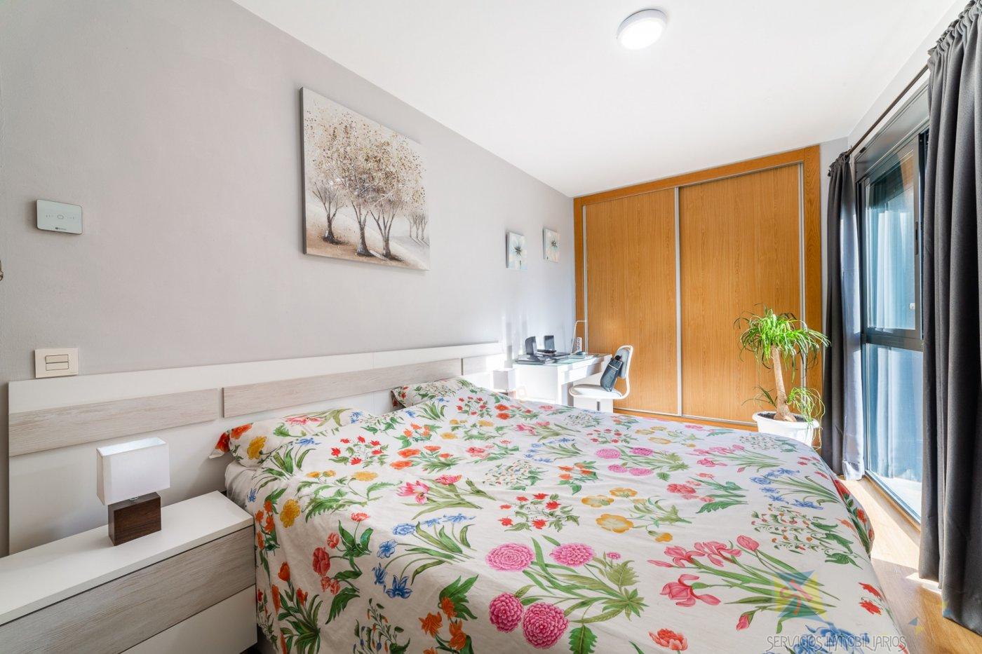 For sale of flat in Vícar