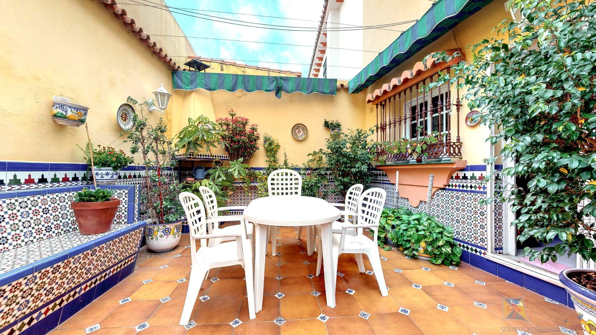 For sale of villa in Fuengirola