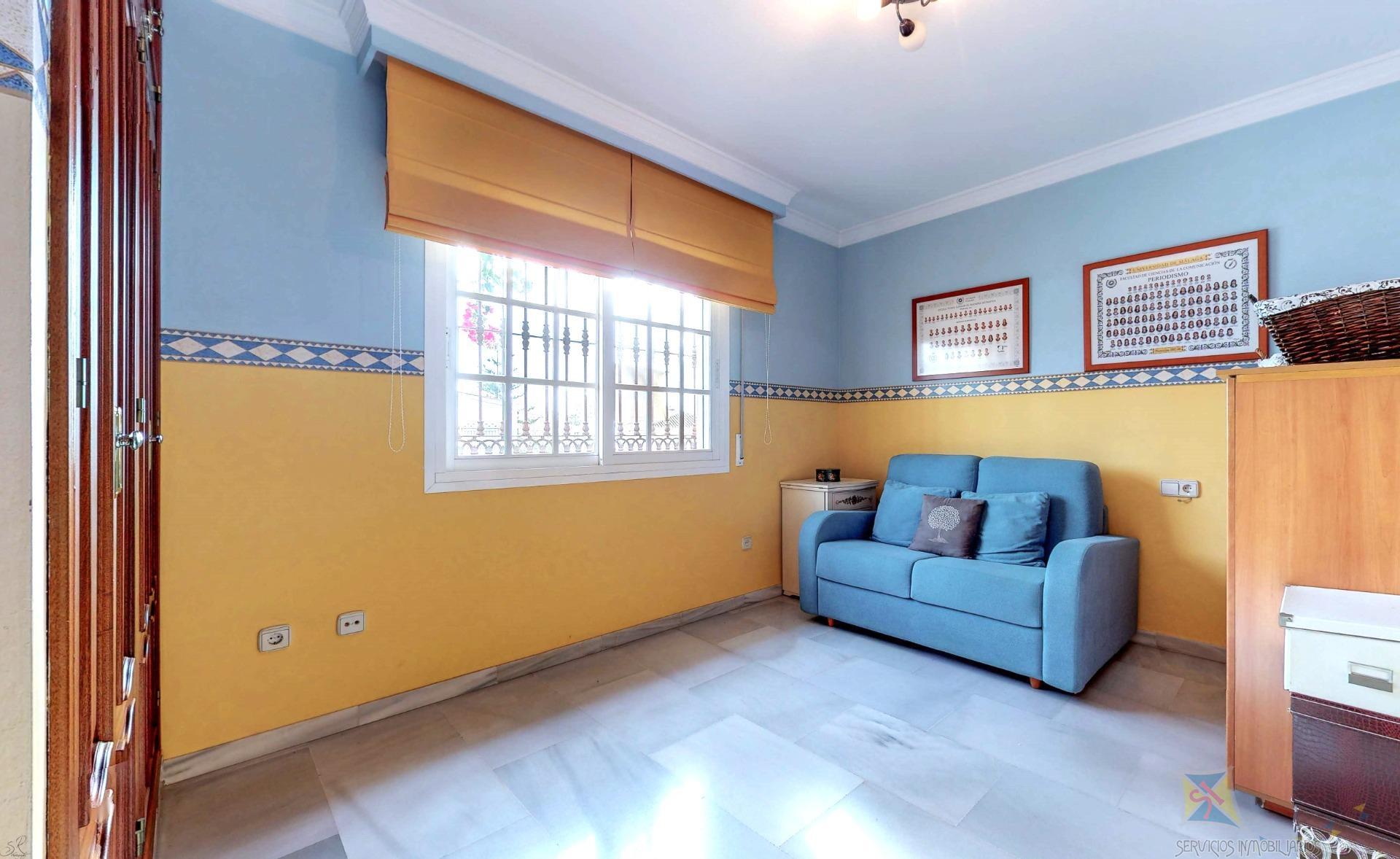 For sale of villa in Fuengirola