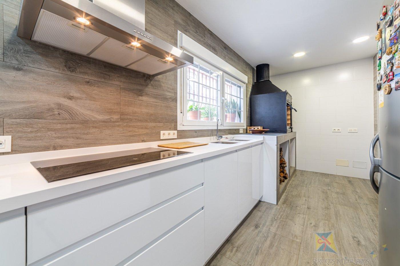 For sale of duplex in Vícar