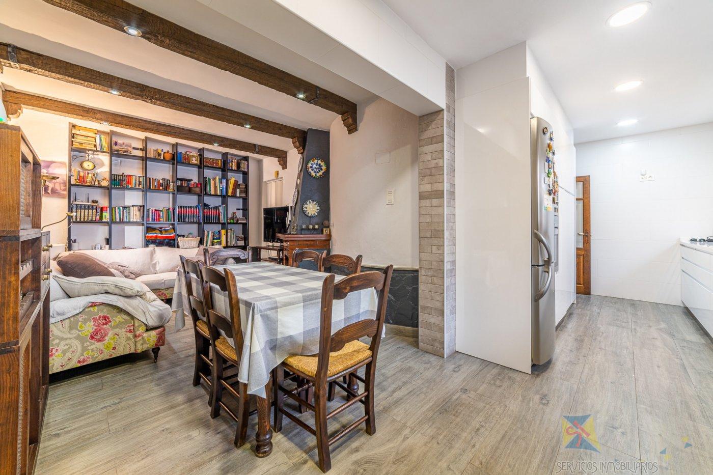 For sale of duplex in Vícar