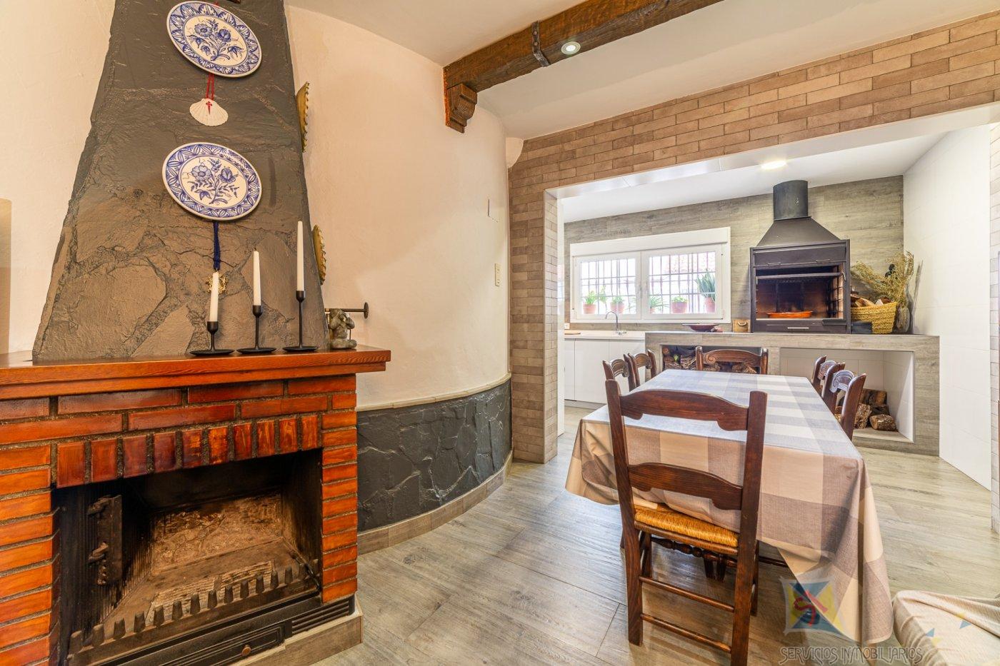 For sale of duplex in Vícar