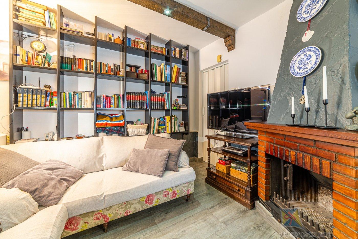 For sale of duplex in Vícar