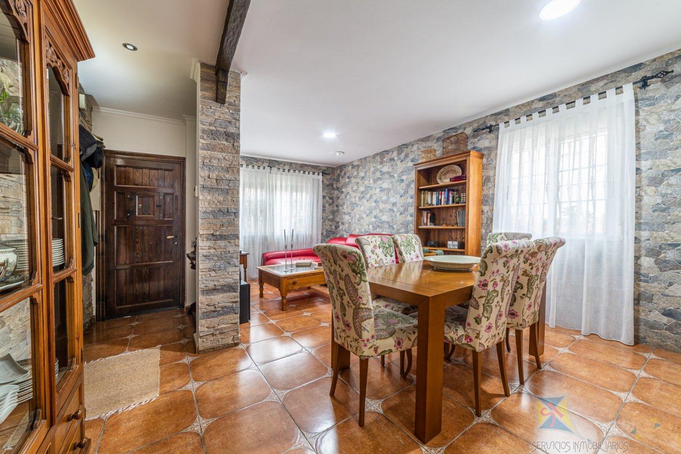 For sale of duplex in Vícar