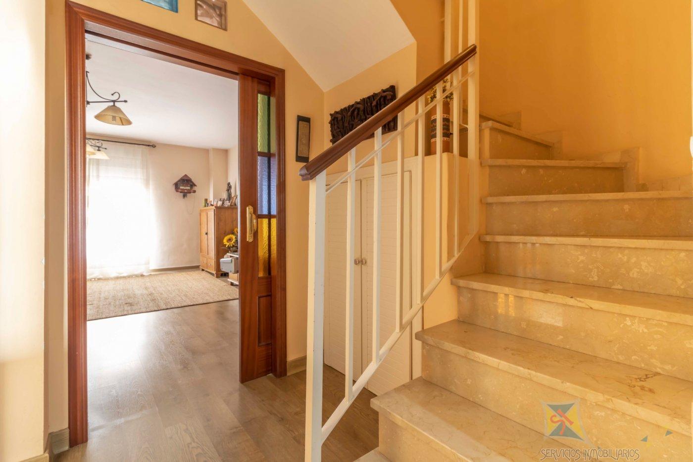 For sale of duplex in Sevilla