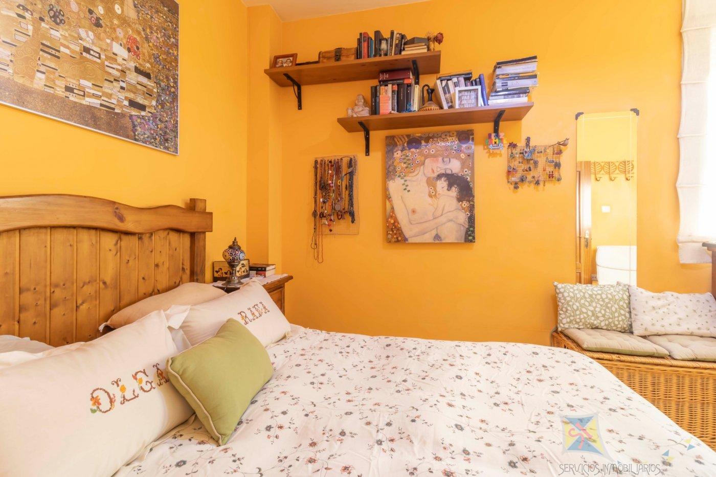 For sale of duplex in Sevilla