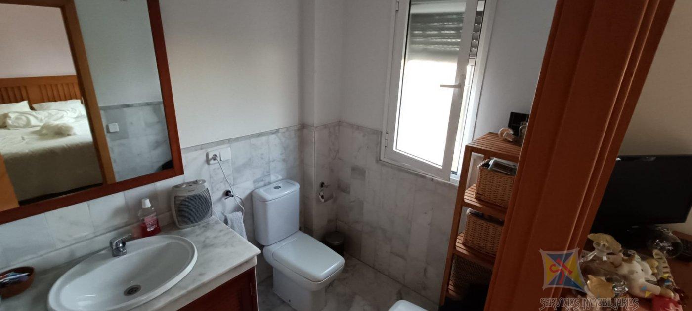 For sale of house in Palomares del Rio