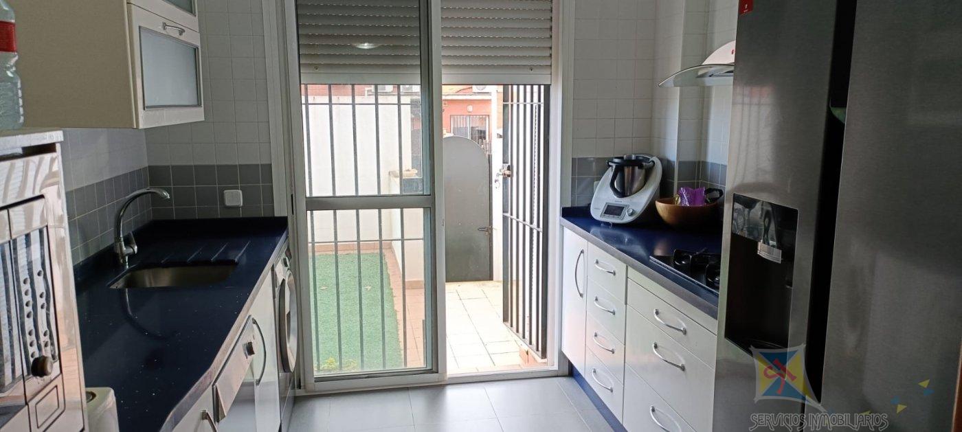 For sale of house in Palomares del Rio