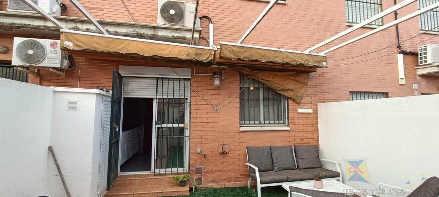 For sale of house in Palomares del Rio