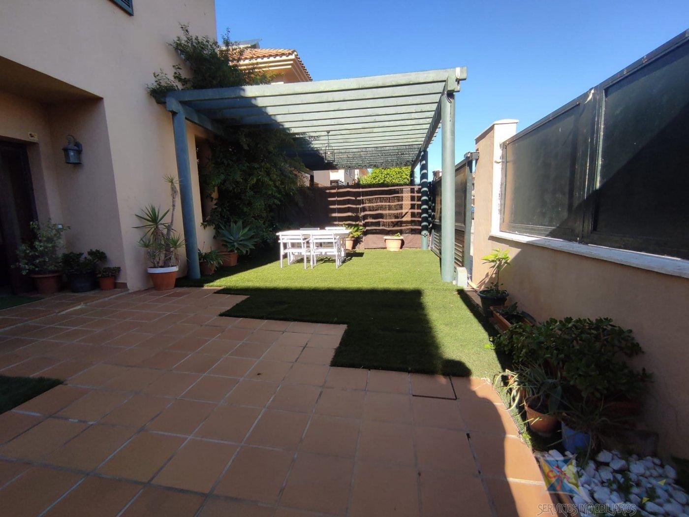 For sale of chalet in Palomares del Rio