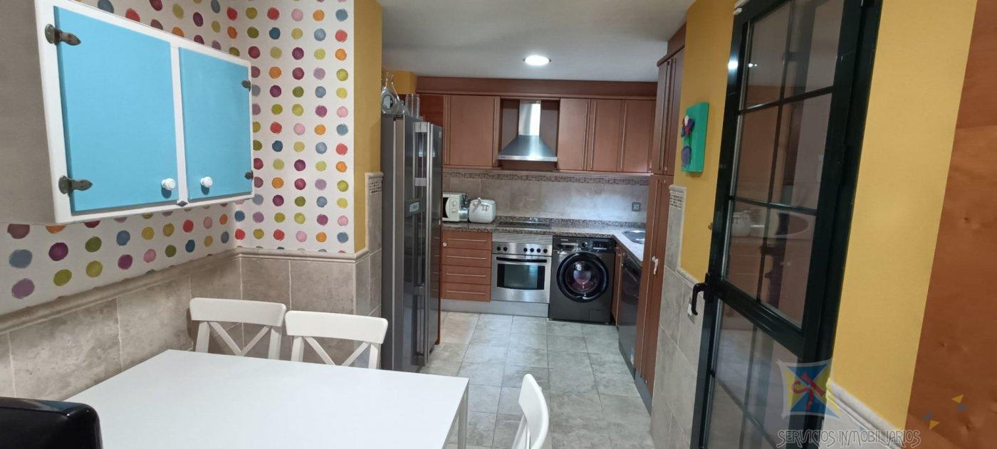 For sale of chalet in Palomares del Rio