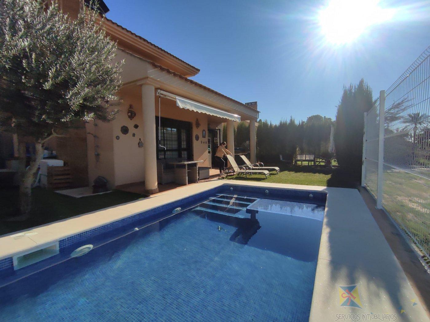 For sale of chalet in Palomares del Rio