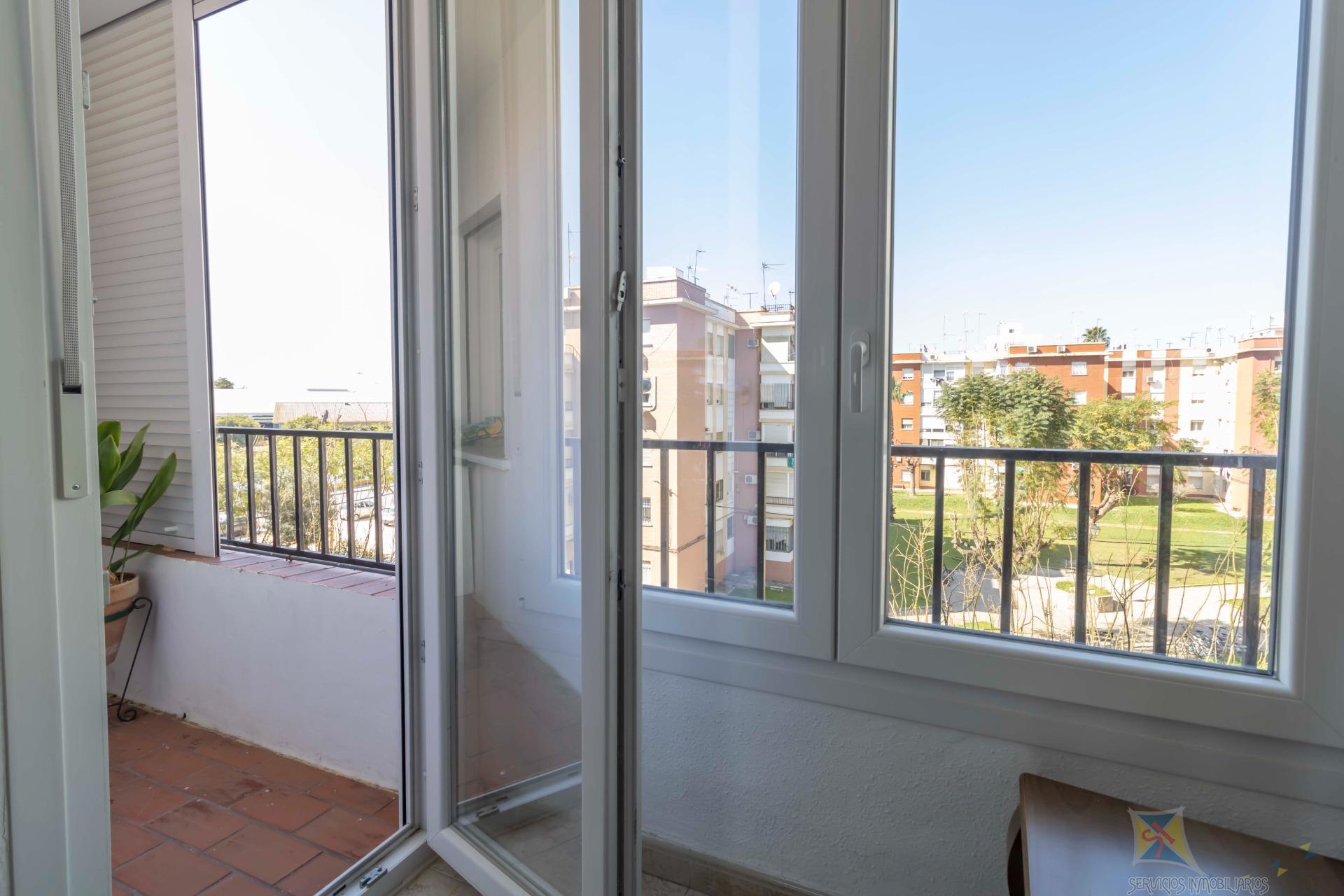 For sale of flat in Sevilla