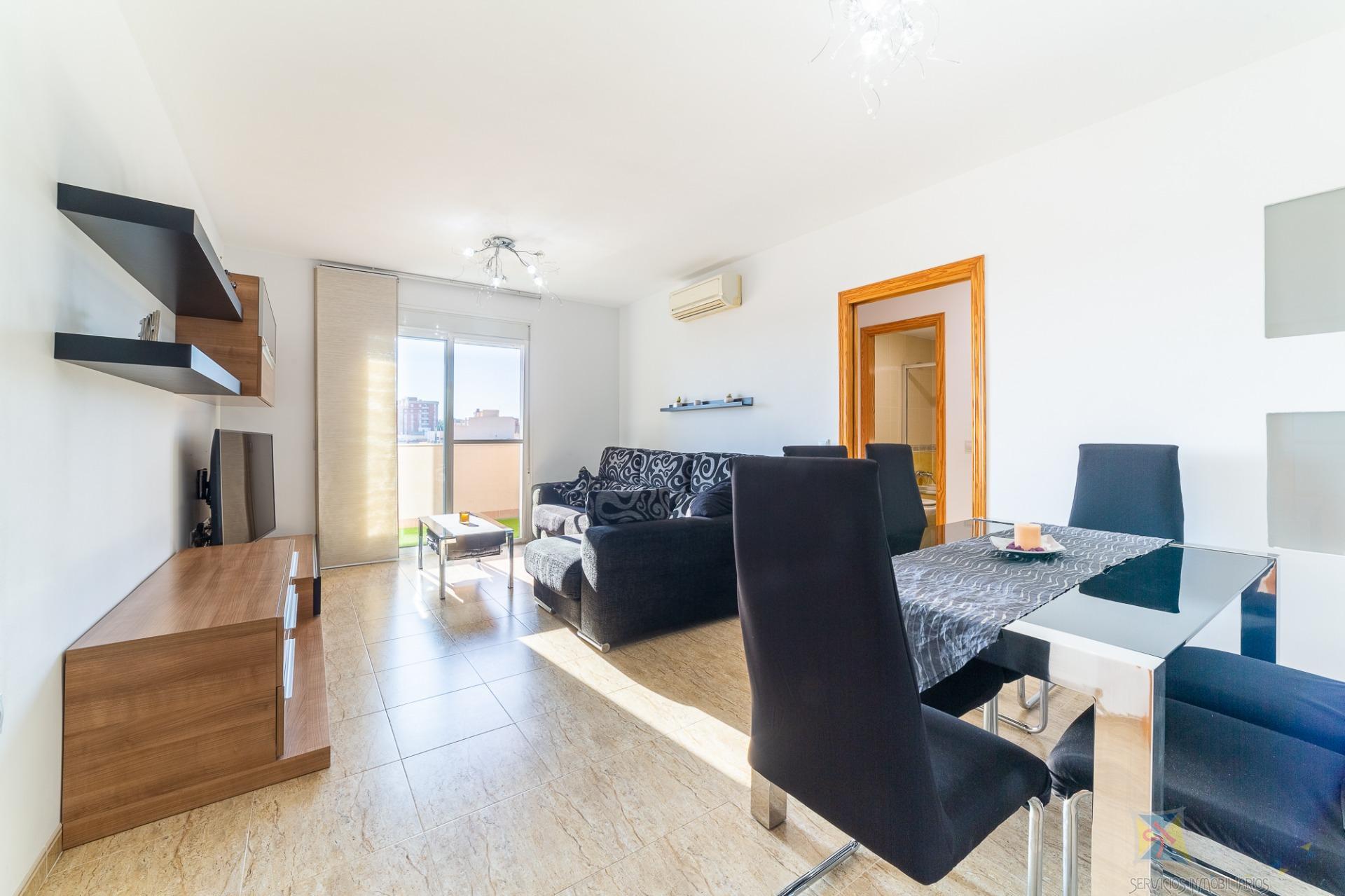Venta de piso en Vícar