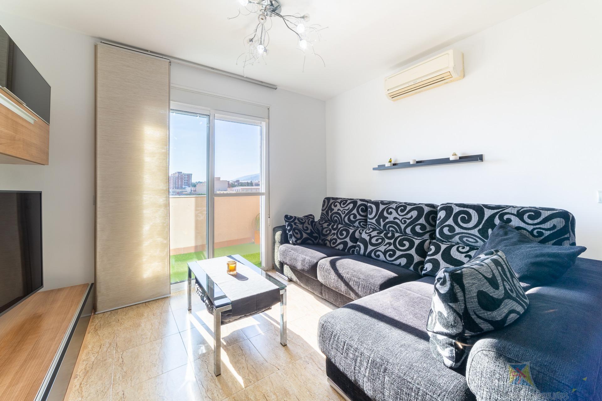 Venta de piso en Vícar