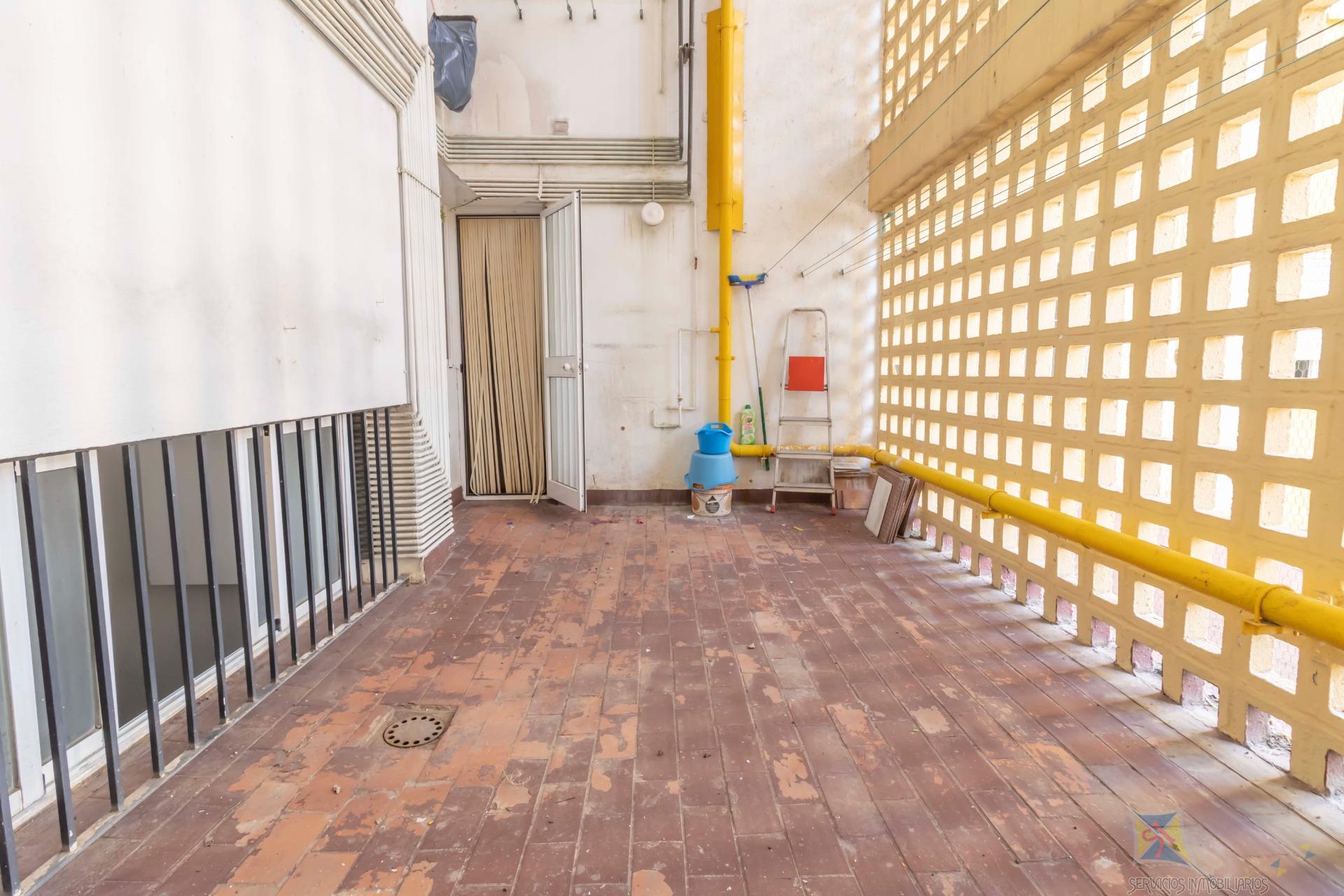 For sale of flat in Sevilla