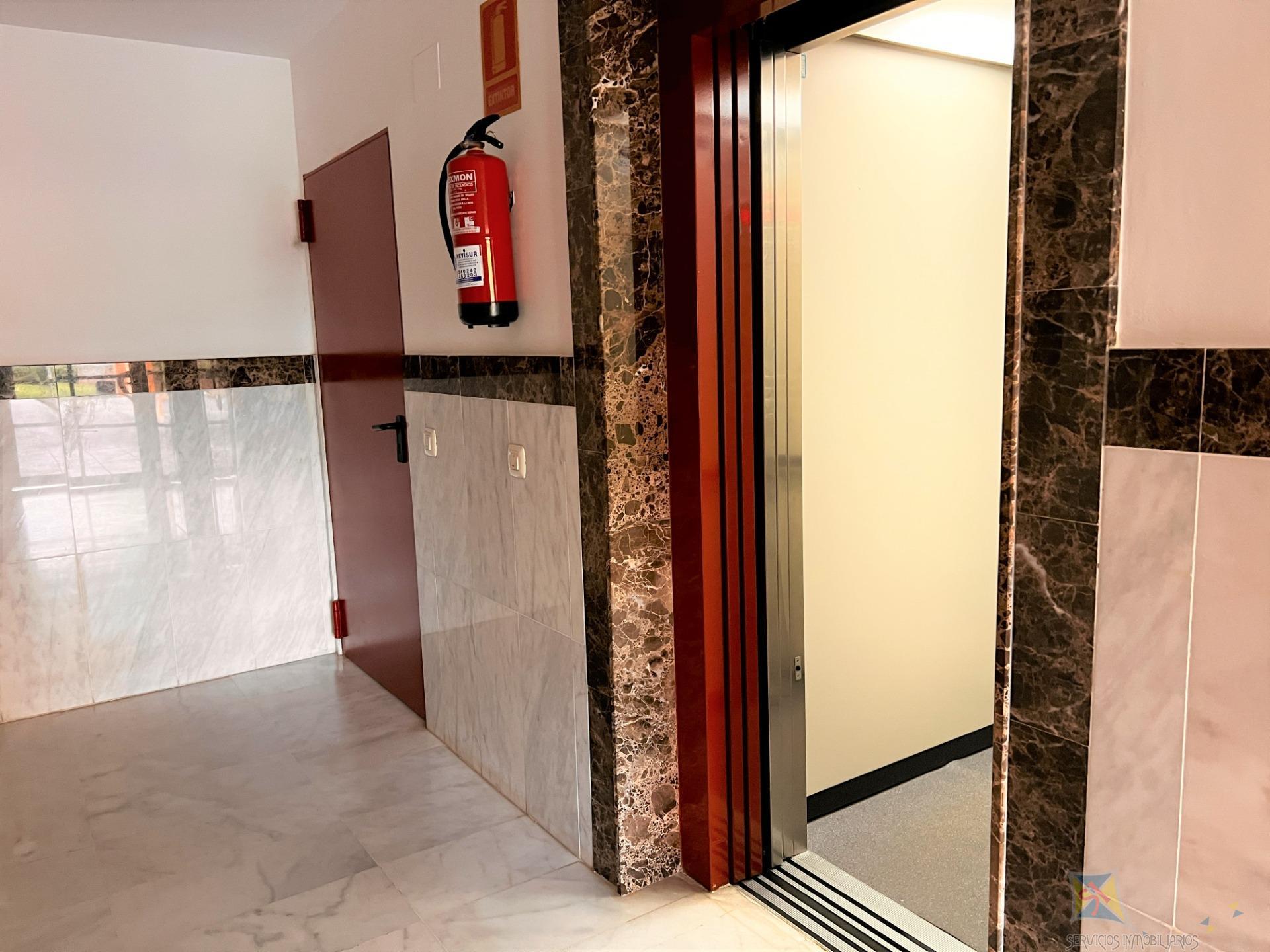 For sale of flat in Fuengirola