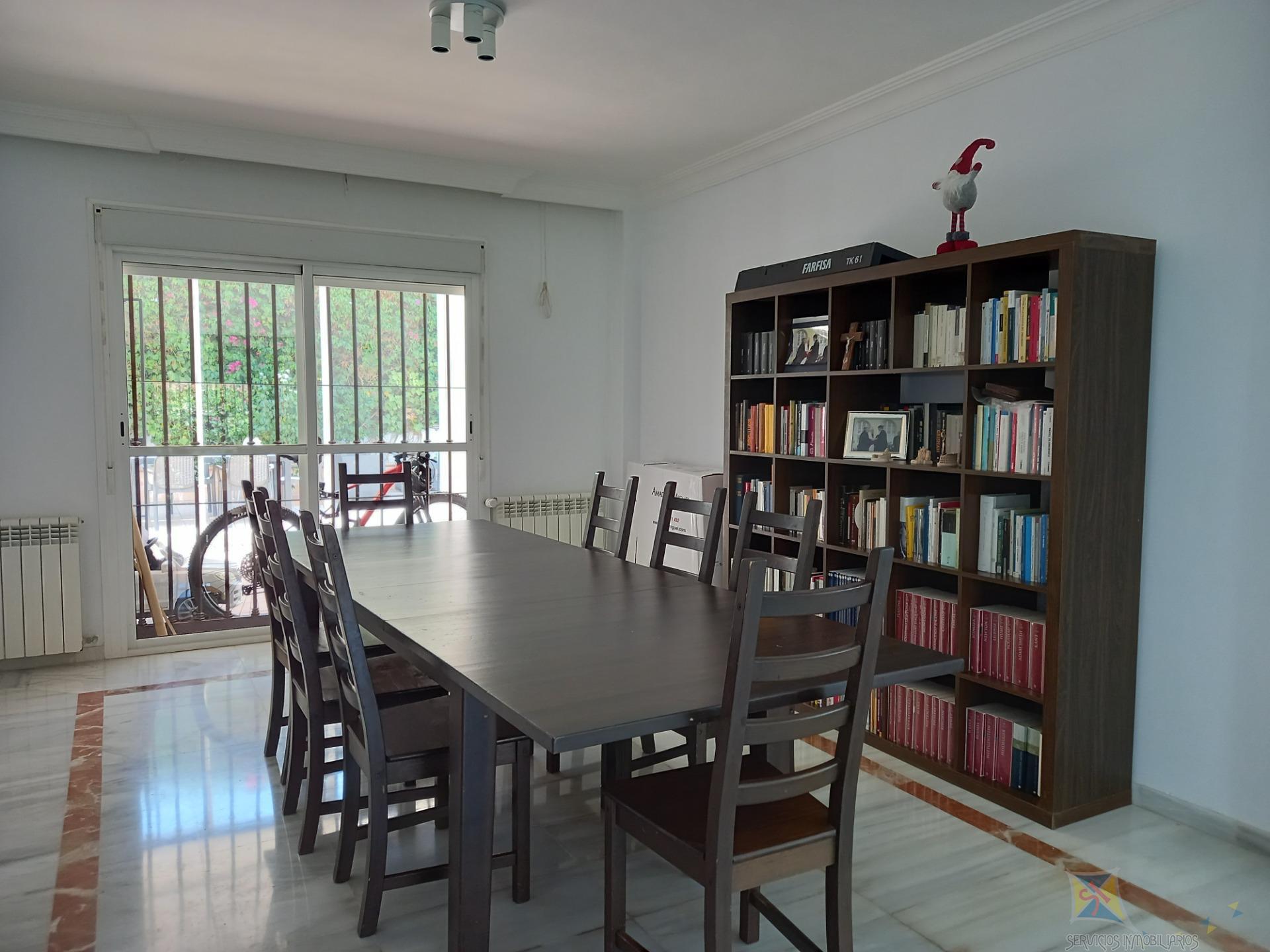 For rent of chalet in Gelves