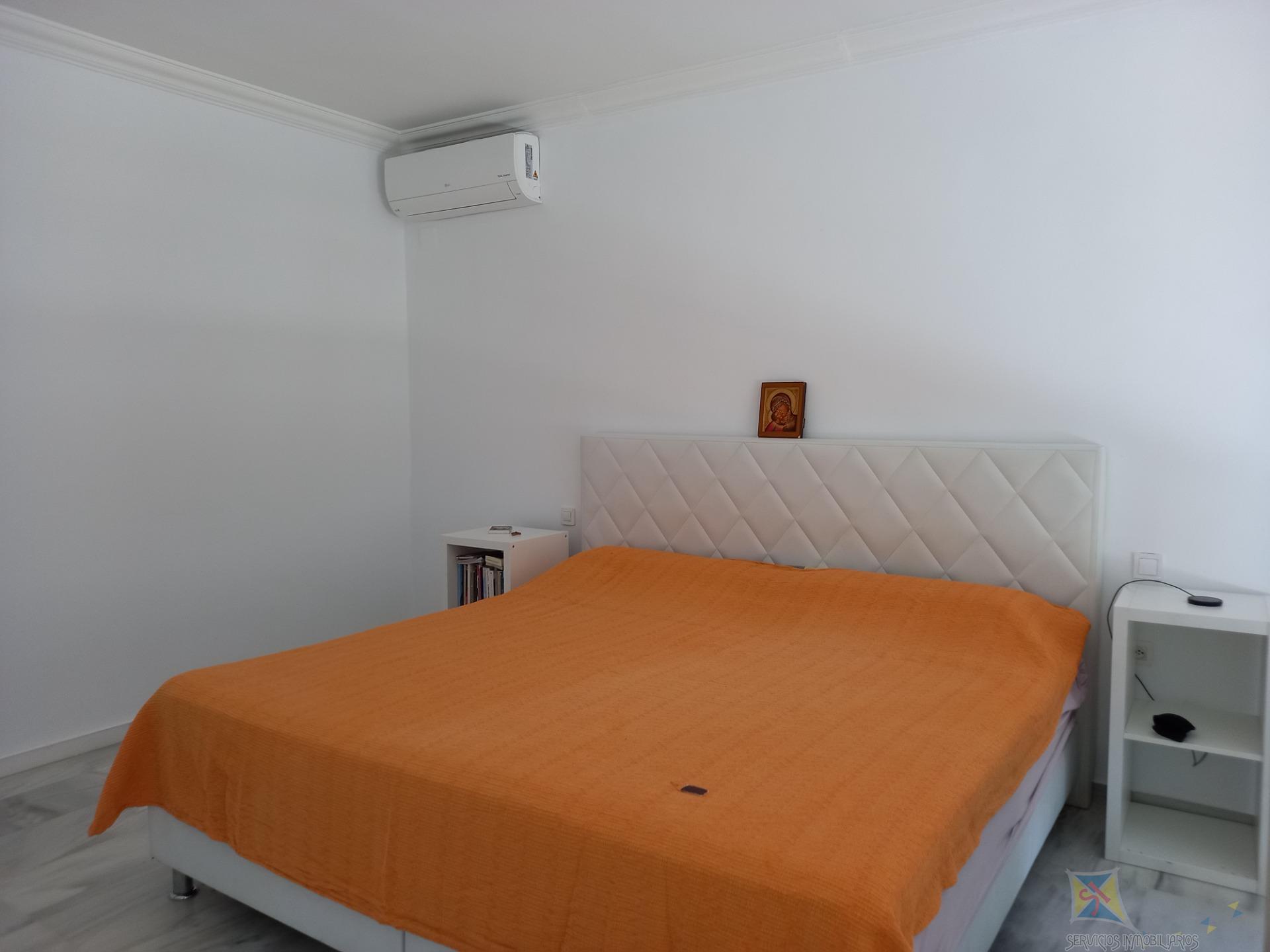 For rent of chalet in Gelves
