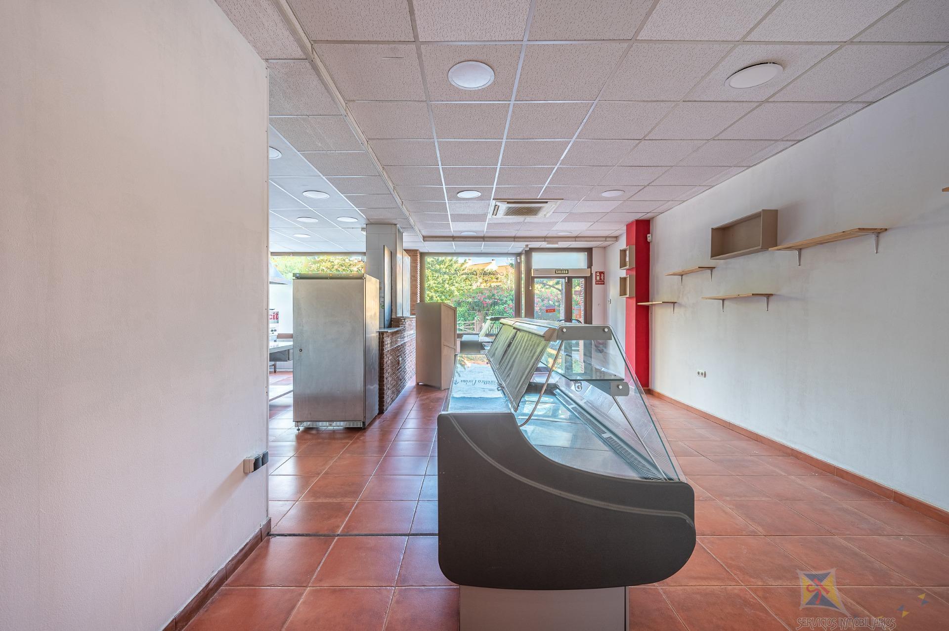 Venta de local comercial en Fuengirola
