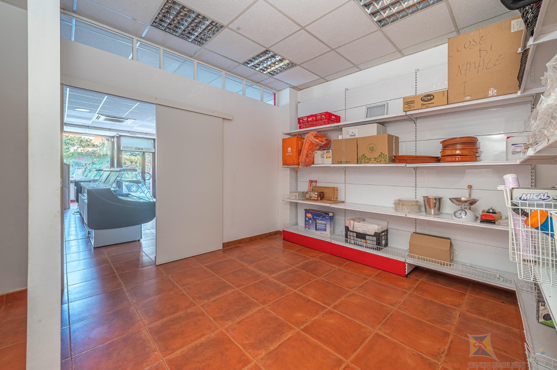 Venta de local comercial en Fuengirola