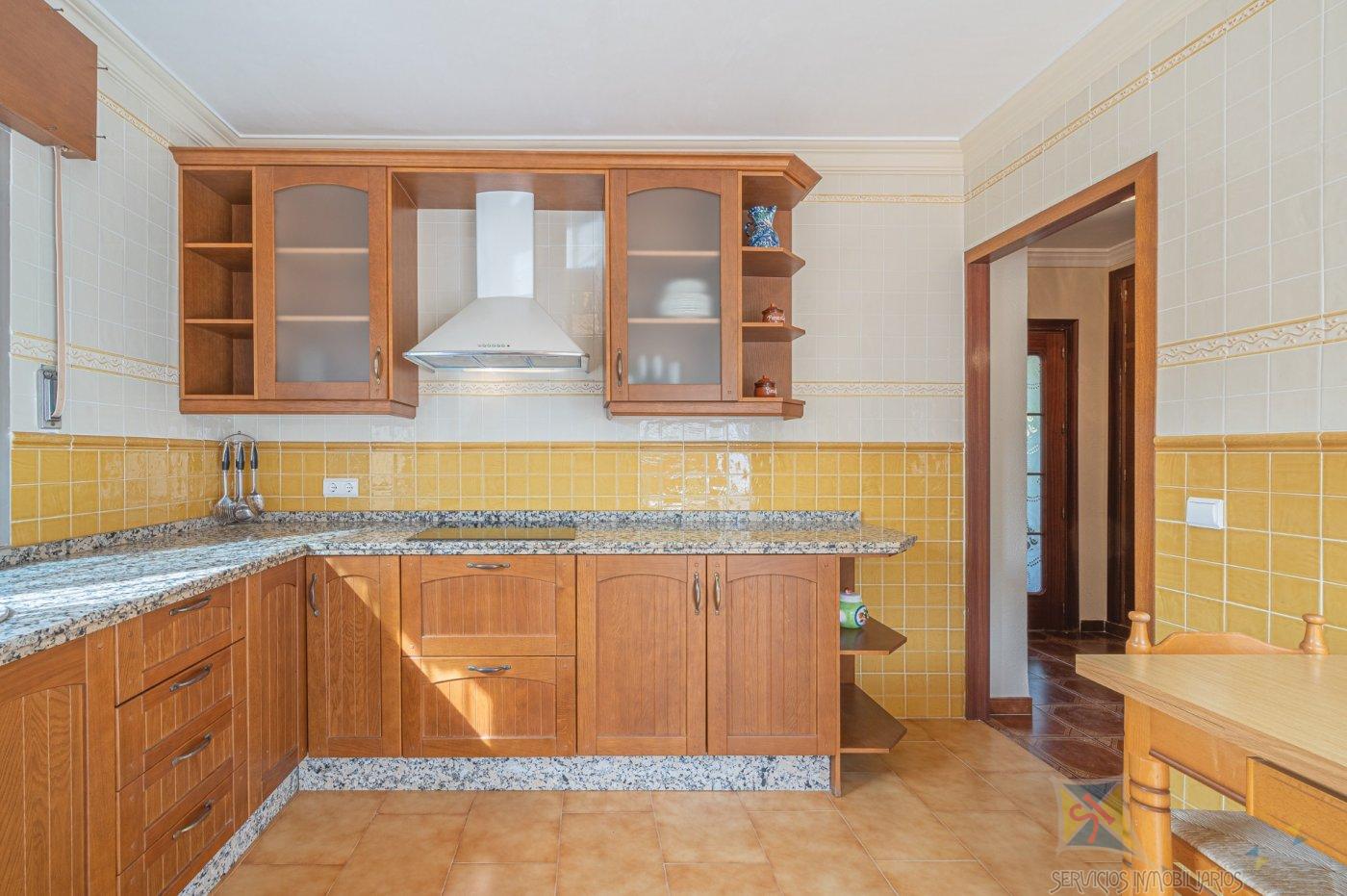 For sale of villa in Alhaurín de la Torre