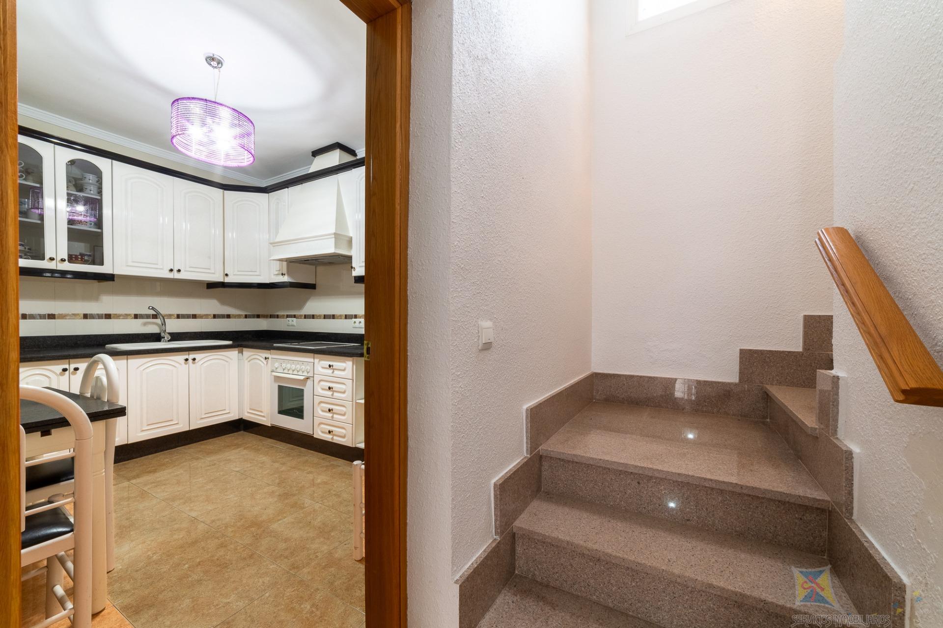 Venta de dúplex en Vícar