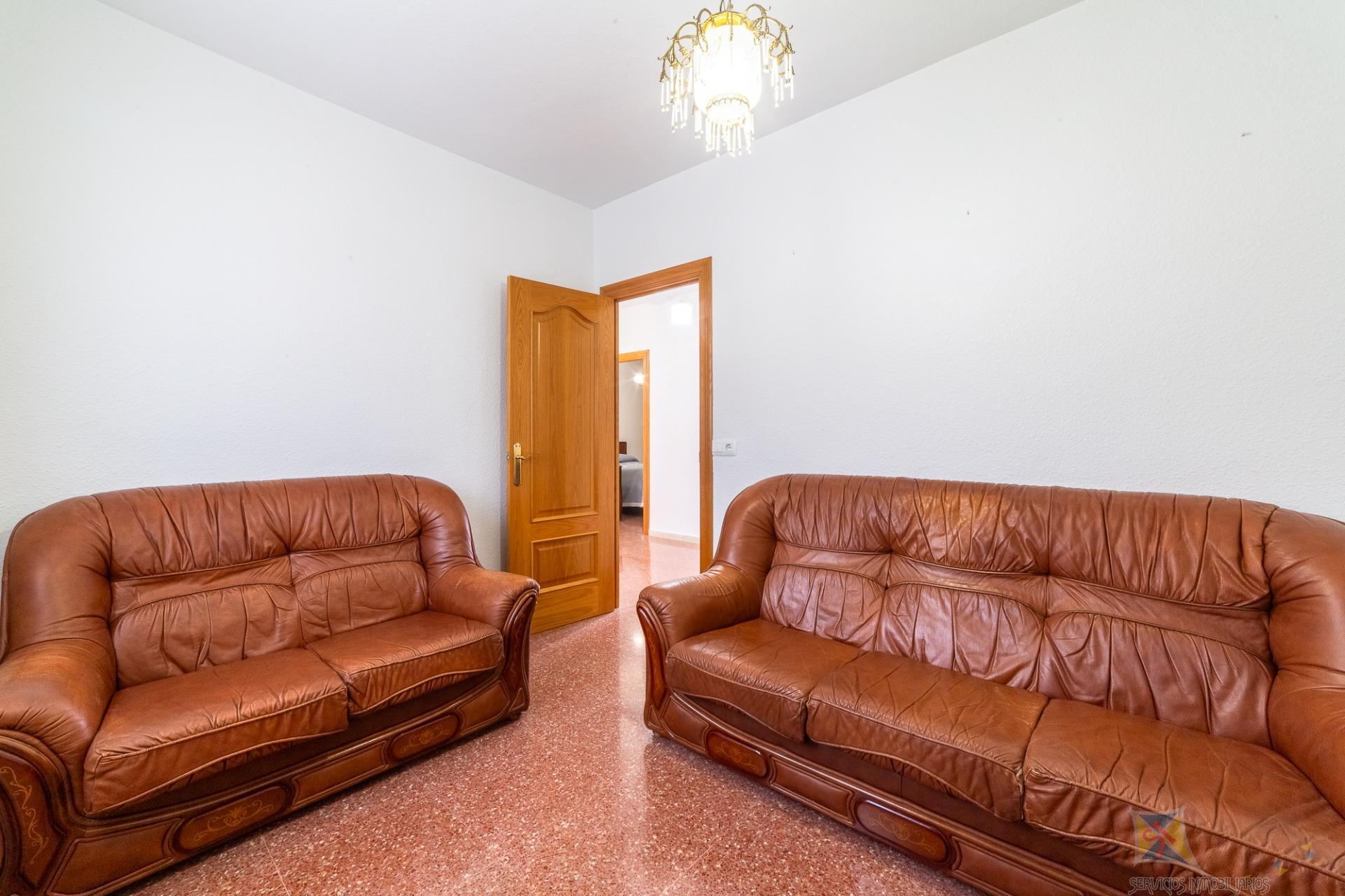 For sale of duplex in Vícar