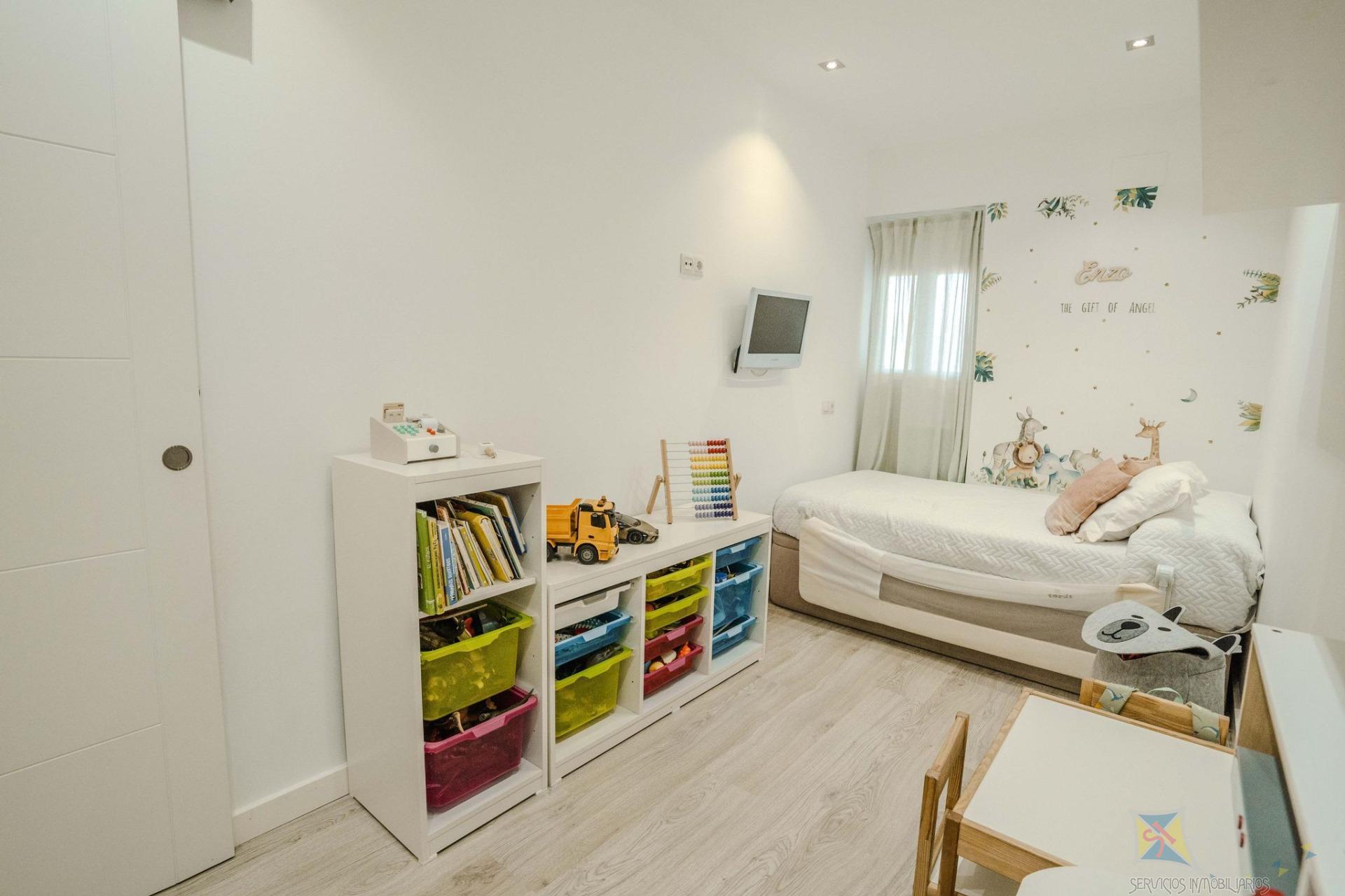 For sale of flat in Almerimar