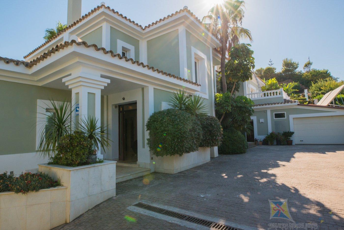 For sale of villa in Marbella