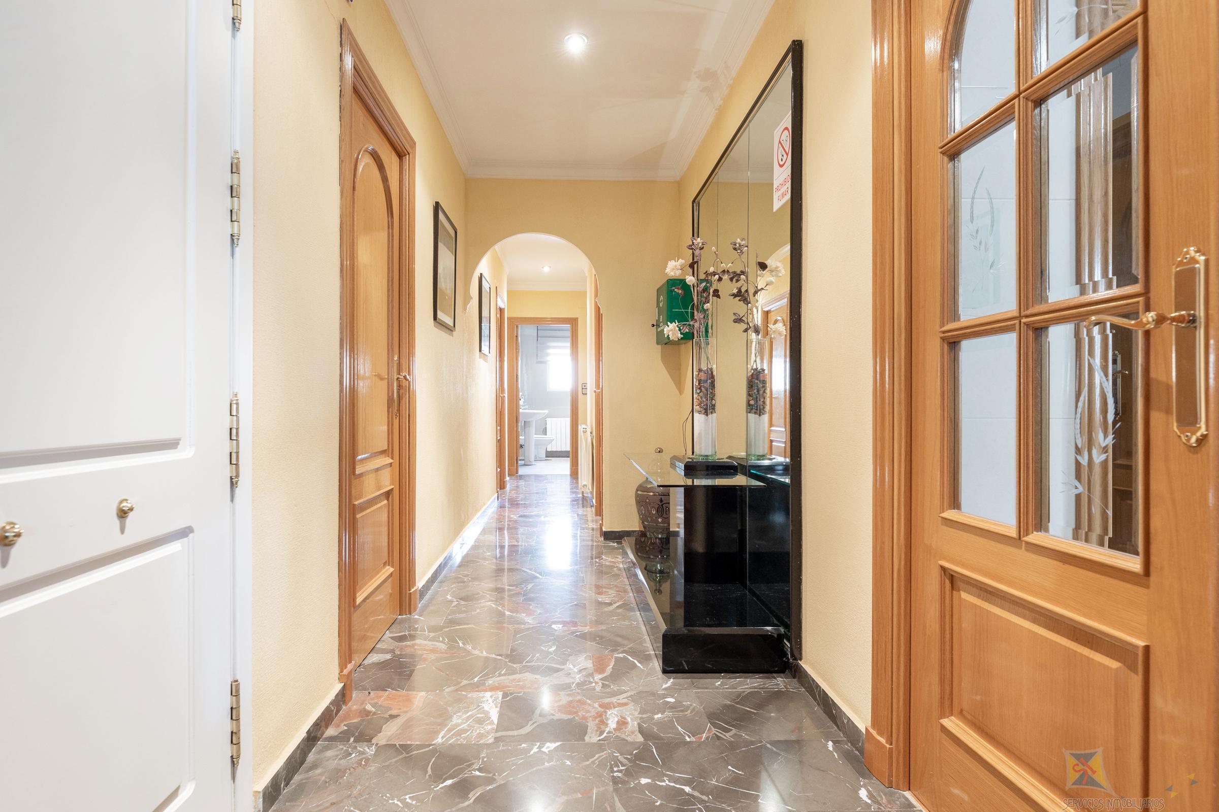 For sale of house in Huetor de Santillan