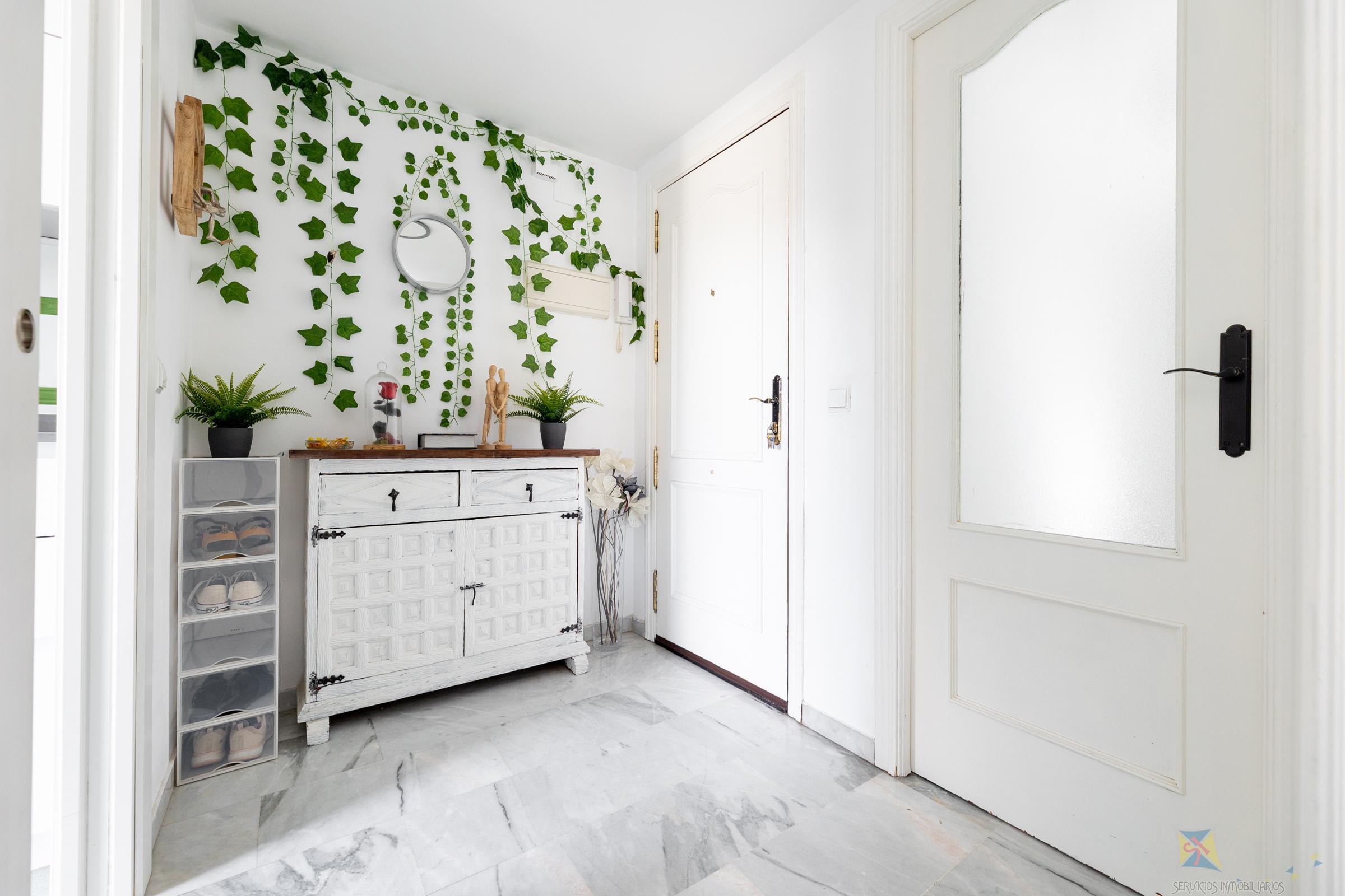 For sale of apartment in Granada