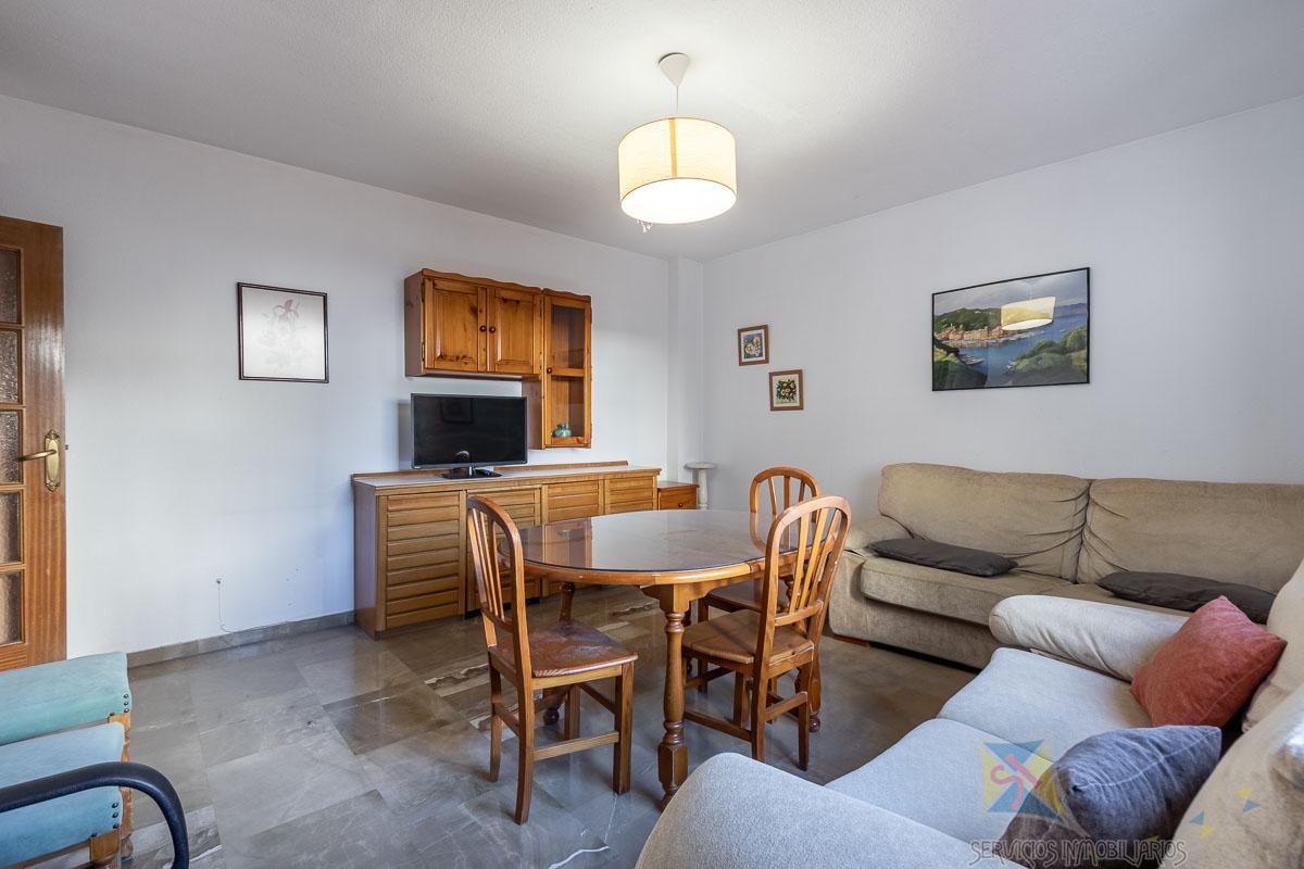 For sale of apartment in Granada