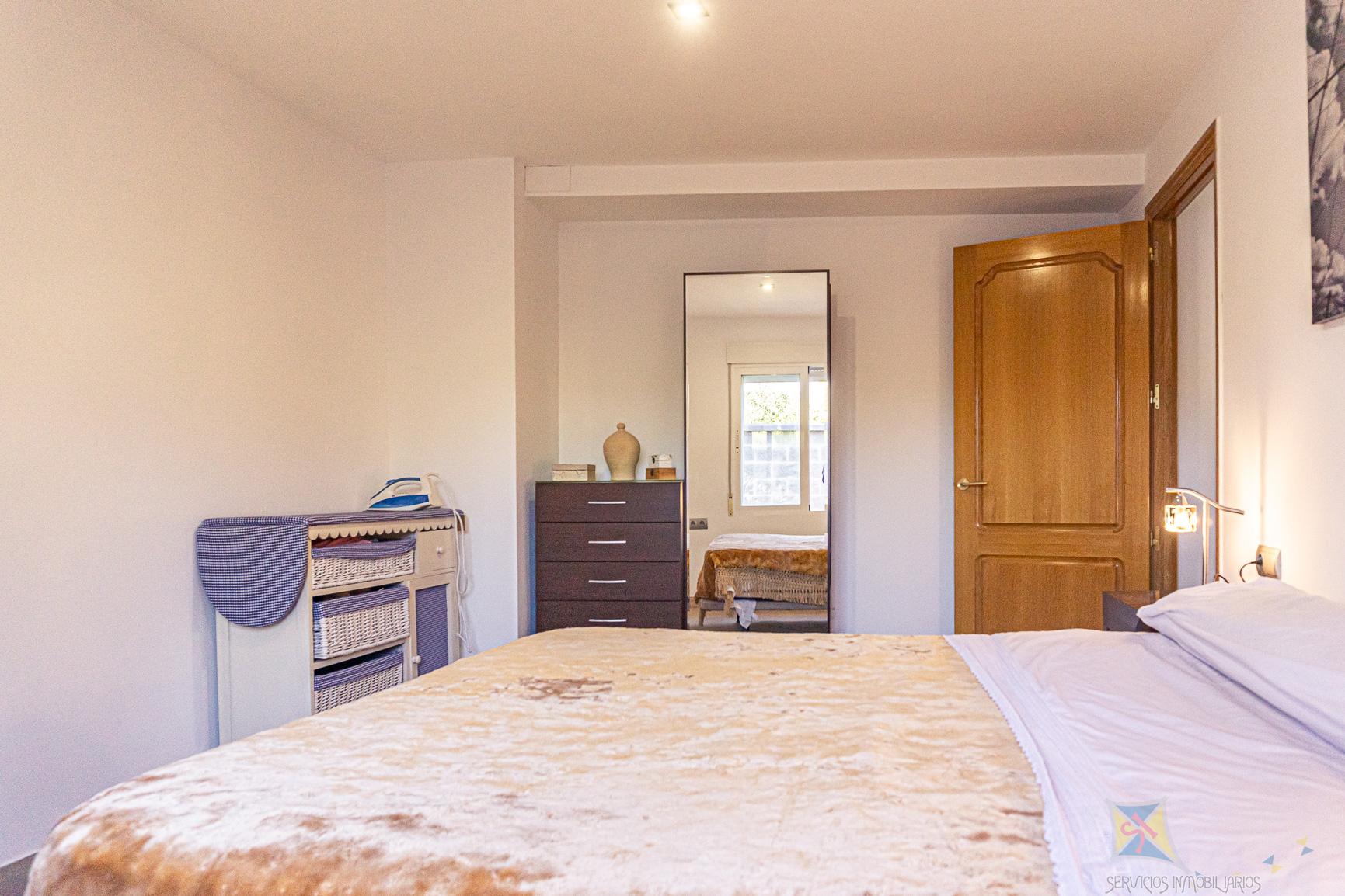 For sale of farmhouse in Castillo de Locubin